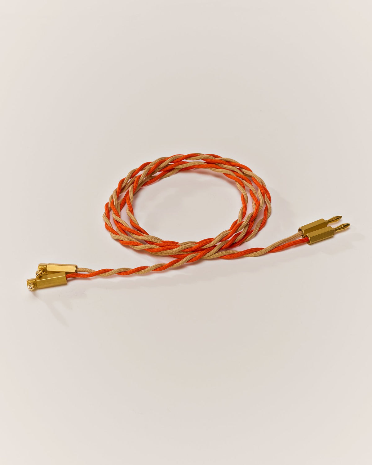 Speaker wire